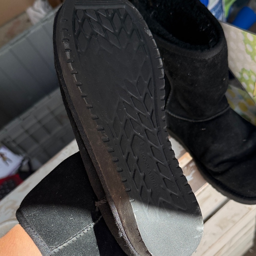 UGG Classic Black Boots Womans size 9 black - Picture 2 of 2